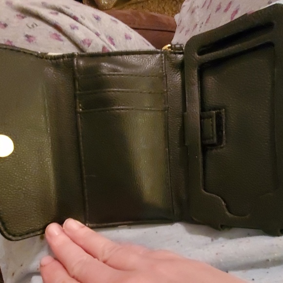 Cute kitty wristlet - Picture 2 of 2